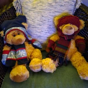 PAIR OF HUGFUN CHRISTMAS BEARS EUC 18" WINTER PLUSH EXTRA SOFT SQUEEZABLE FUN